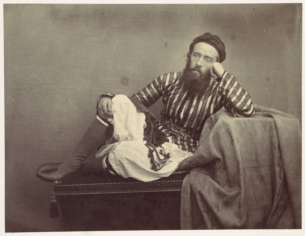 Portret, turecki strój letni autorstwa Francis Frith