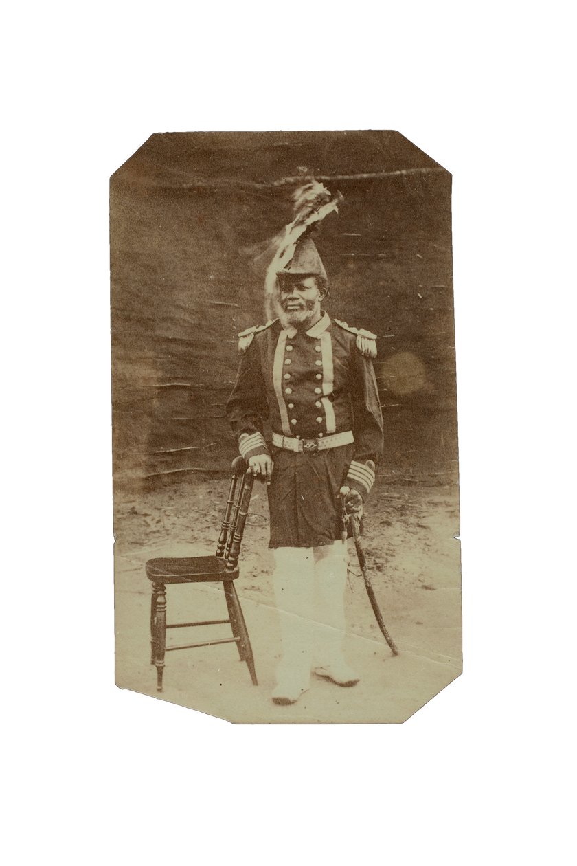 King Jack of Turtle Cove, Gabon, ok. 1875 (druk albumowy) autorstwa Francis W. Joaque