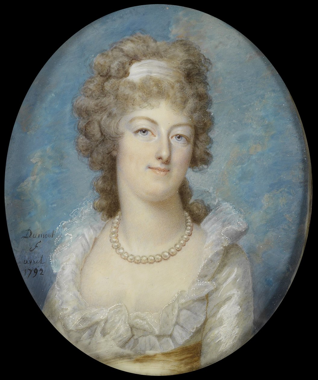 Portret królowej Marii Antoniny z naszyjnikiem z pereł, 1792 autorstwa Francois Dumont