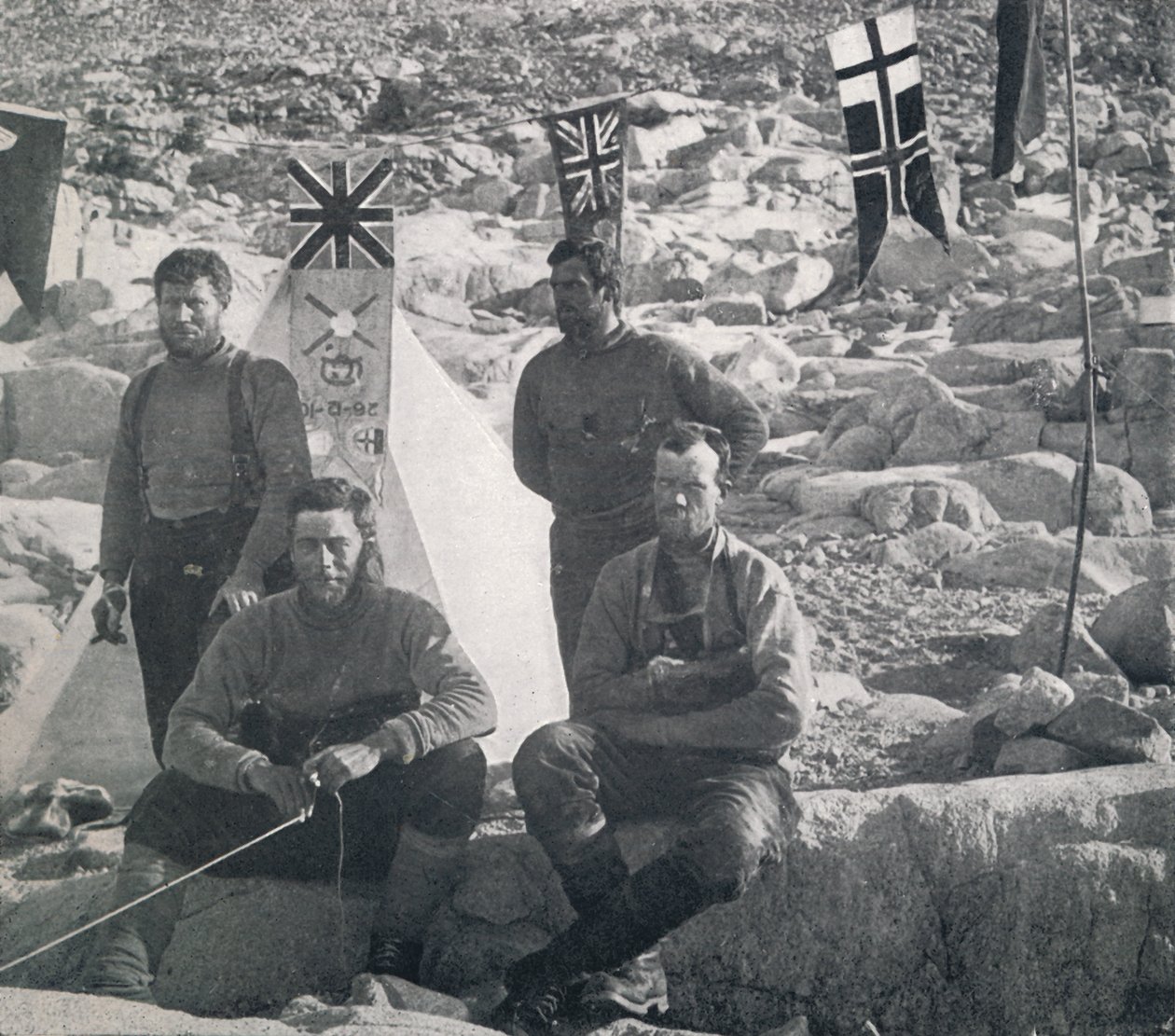 Druga partia zachodnia w Cape Geology w Boże Narodzenie 1911, 1913. autorstwa Frank Debenham