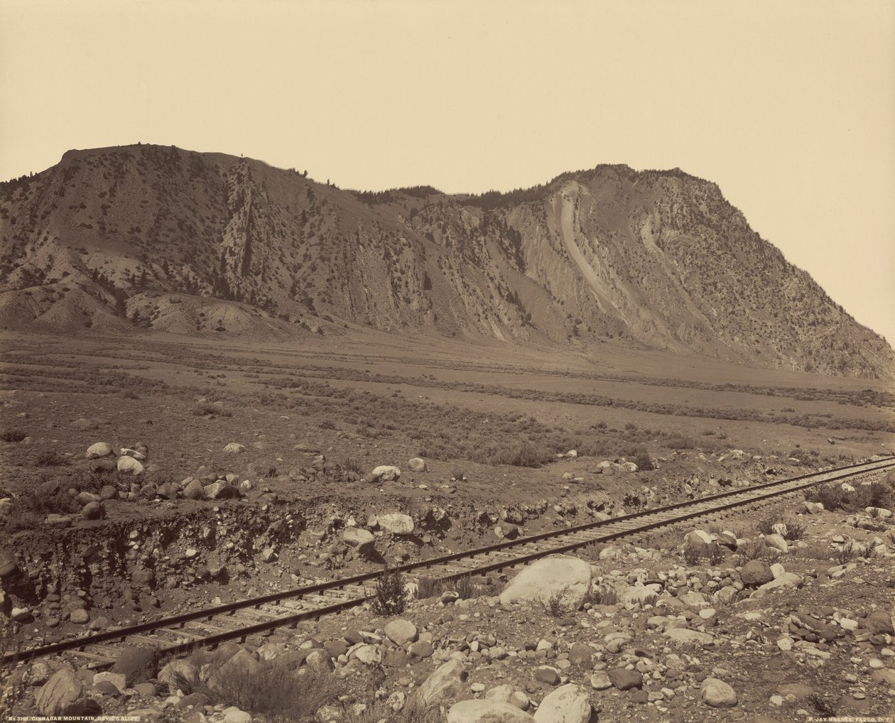 Cinnabar Mountain i Devil
