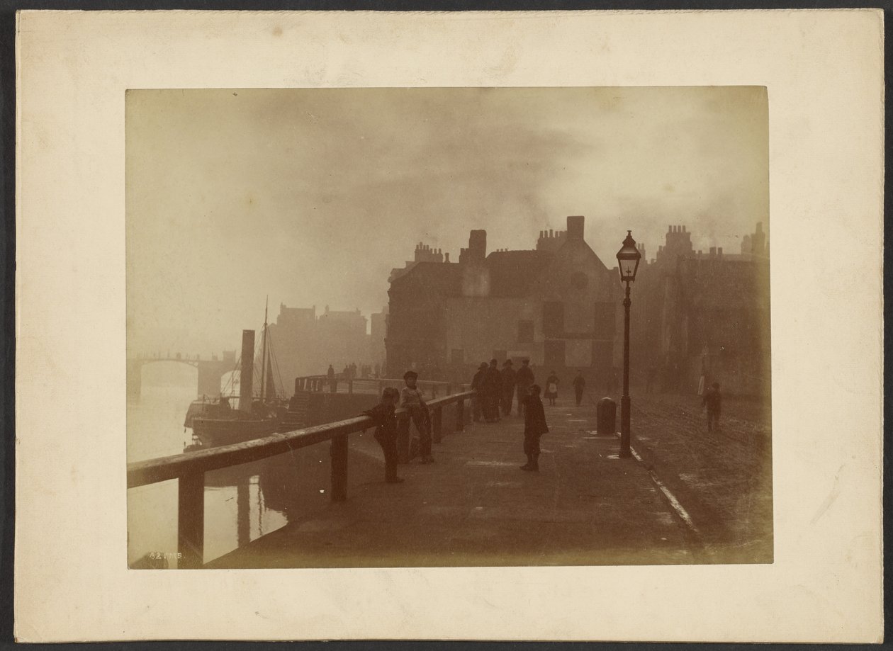 [Kącik kawiarni, Whitby] autorstwa Frank Meadow Sutcliffe