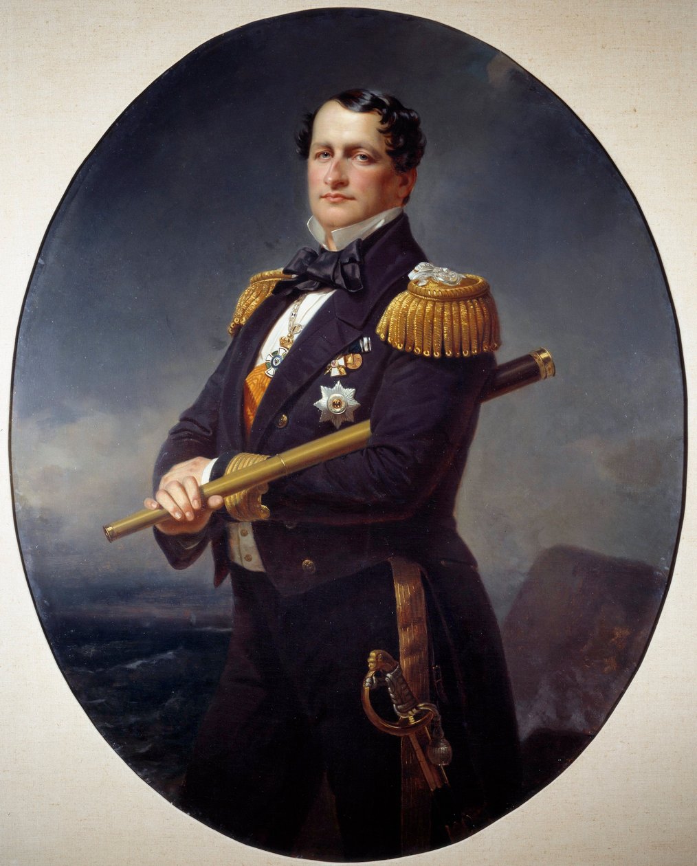 Portret admirała Admirał marynarki z długim widokiem, z tyłu morski krajobraz. Obraz Xavera Winterhaltera (1806-1873) Brześć z XIX wieku, Muzeum Sztuk Pięknych autorstwa Franz Xaver Winterhalter