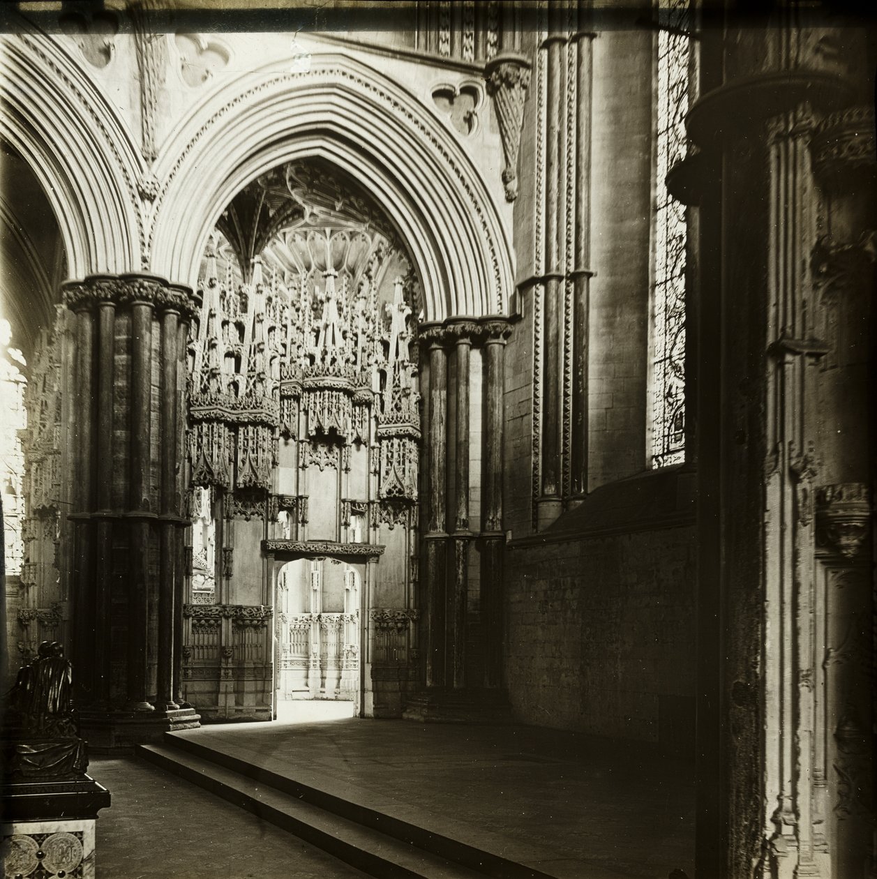 Katedra w Ely autorstwa Frederick H. Evans