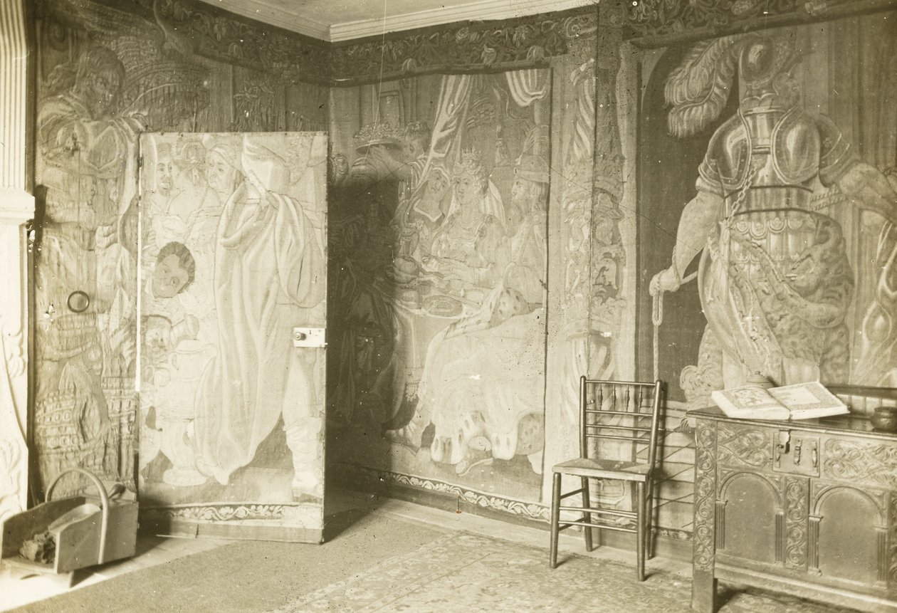 Dwór Kelmscott: W pokoju z gobelinami autorstwa Frederick H. Evans