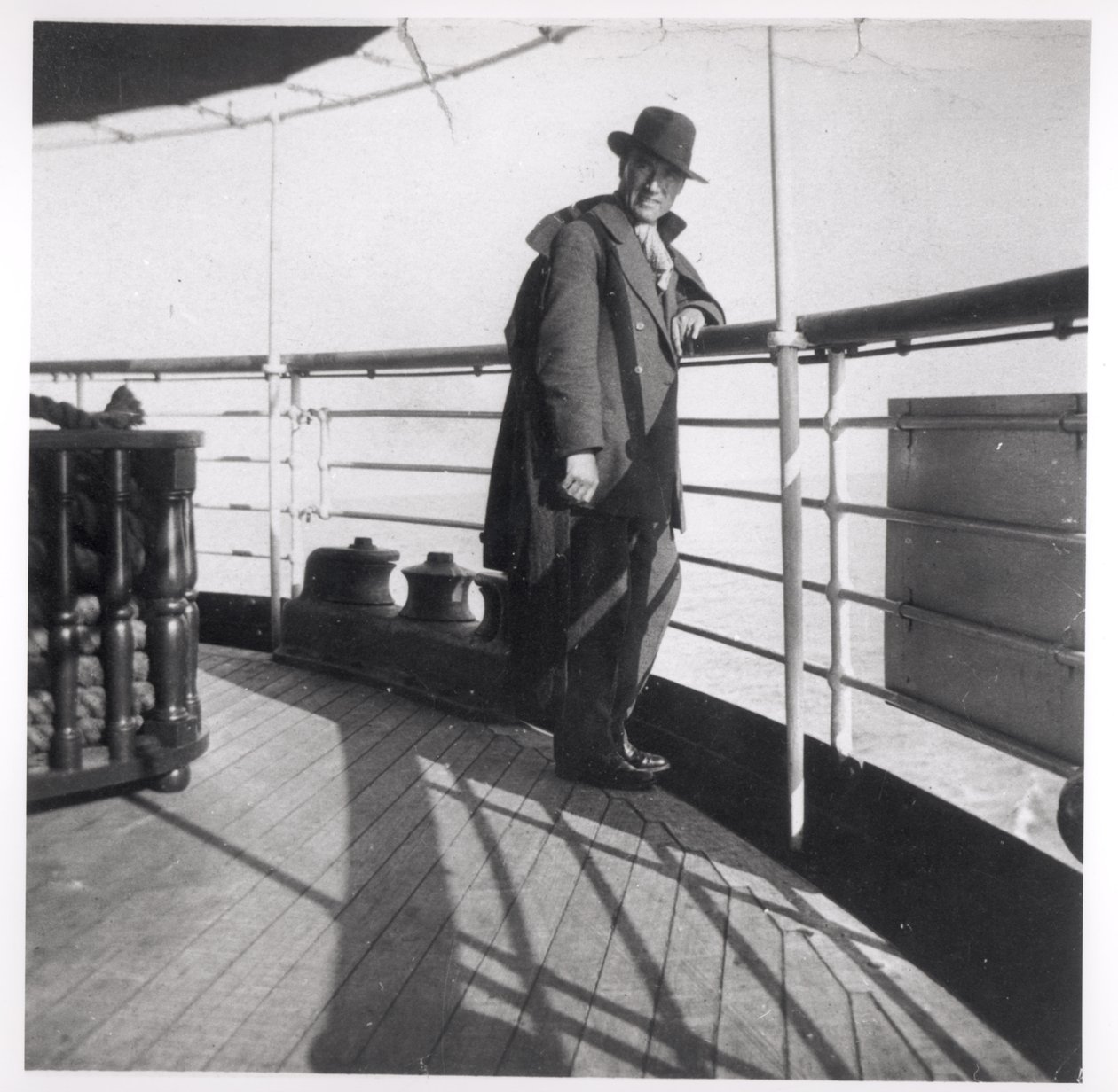Drugi Gide wyrusza do Azji Mniejszej (1869-1951) 1914 autorstwa French Photographer