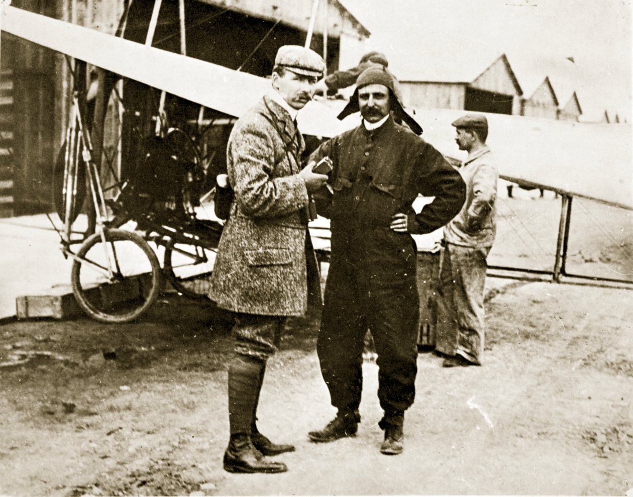 Bleriot po przekroczeniu kanału, grafika James Jarche, 1909 (fotograwiura) autorstwa French Photographer