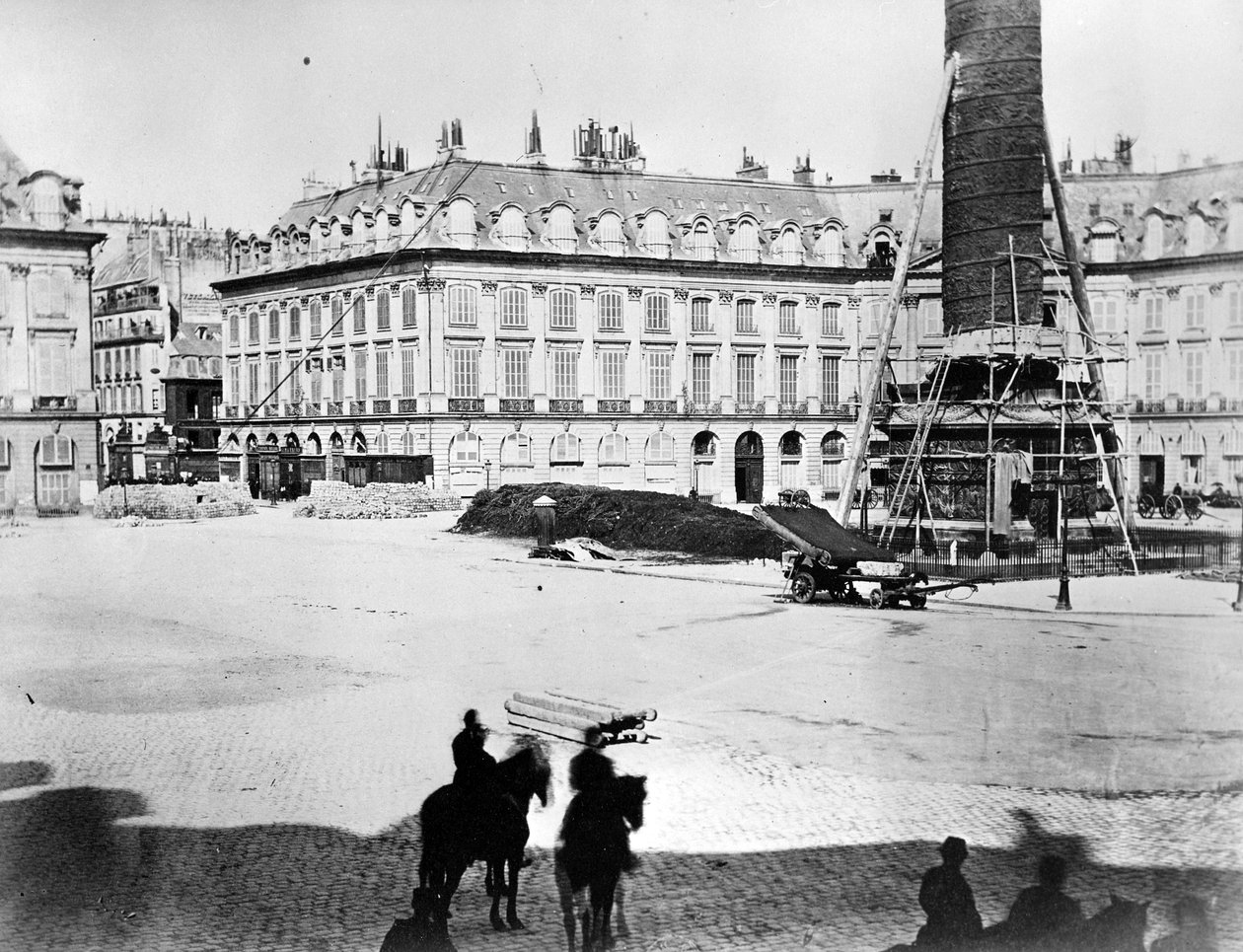 Demontaż kolumny Vendôme, 1871 autorstwa French Photographer