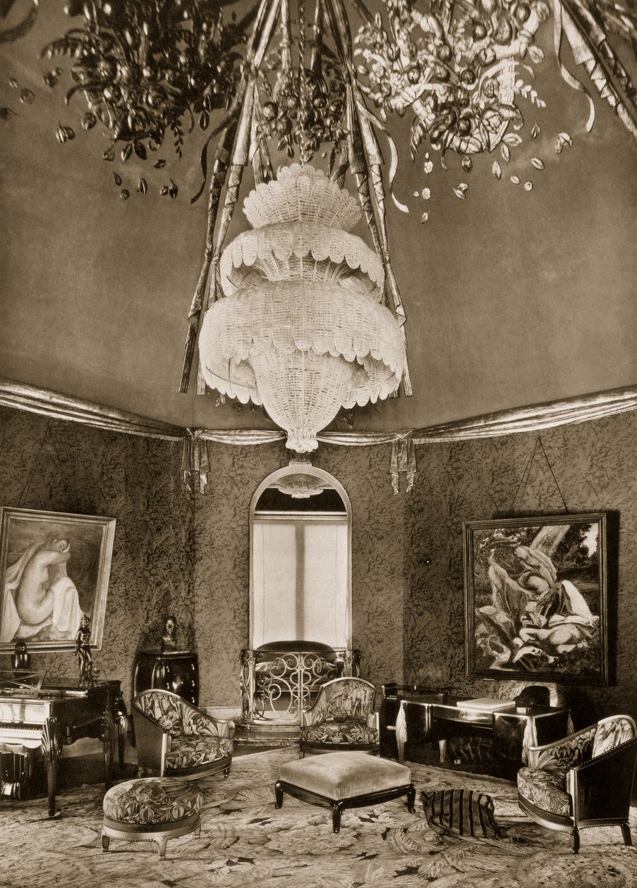 Wielki SalonDrawing Room, zaprojektowany przez Sue et Mare, z Ensembles Mobiliers II, 1925 autorstwa French Photographer