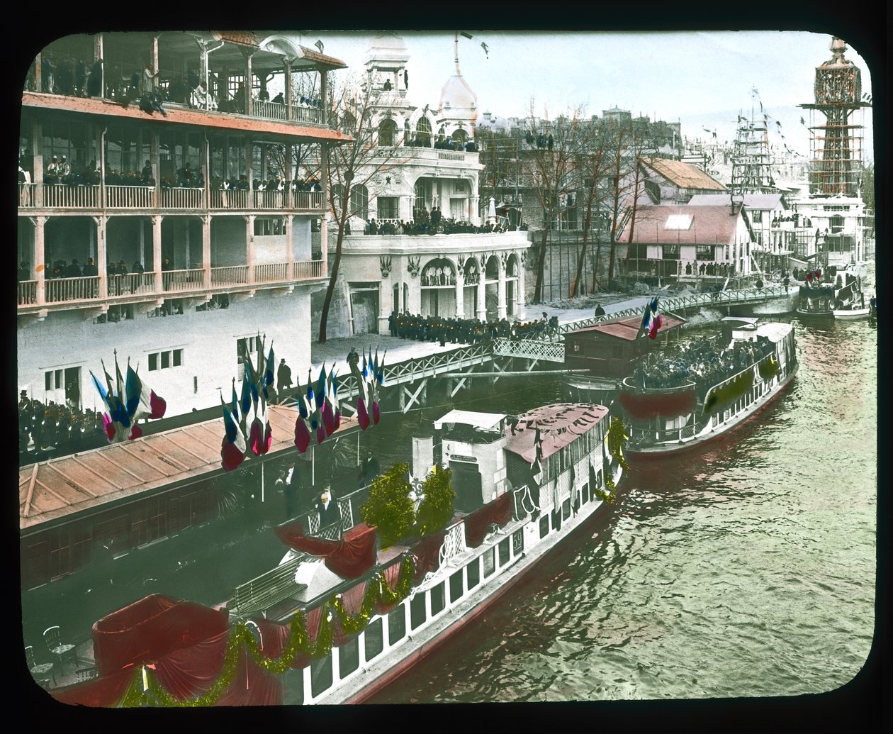 Ekspozycja Paryska: Dzień Inauguracji, 1900 (zjeżdżalnia z latarnią) autorstwa French Photographer