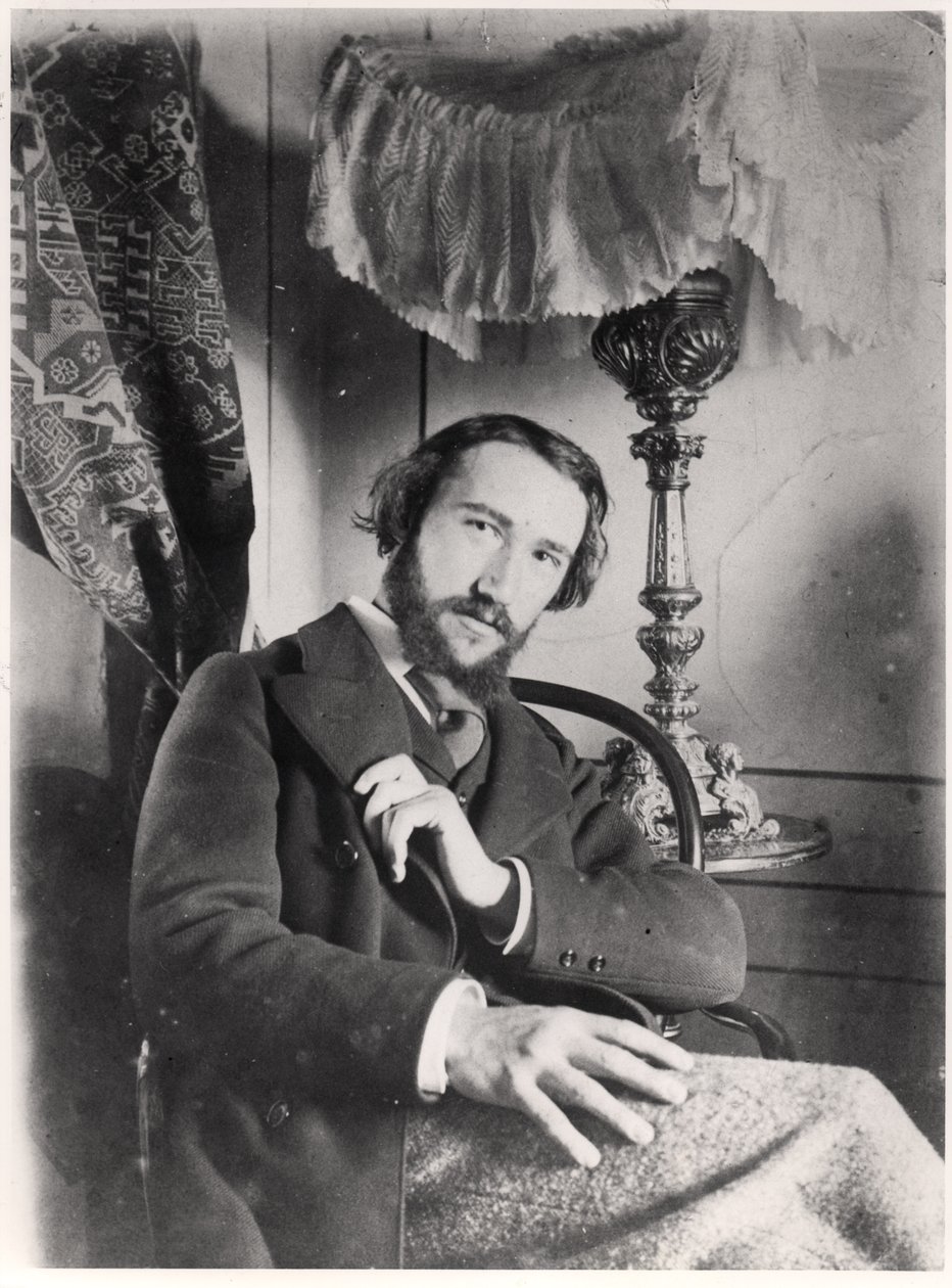 Portret Andre Gide (1869-1951) w jego mieszkaniu w Paryżu, 1894 autorstwa French Photographer