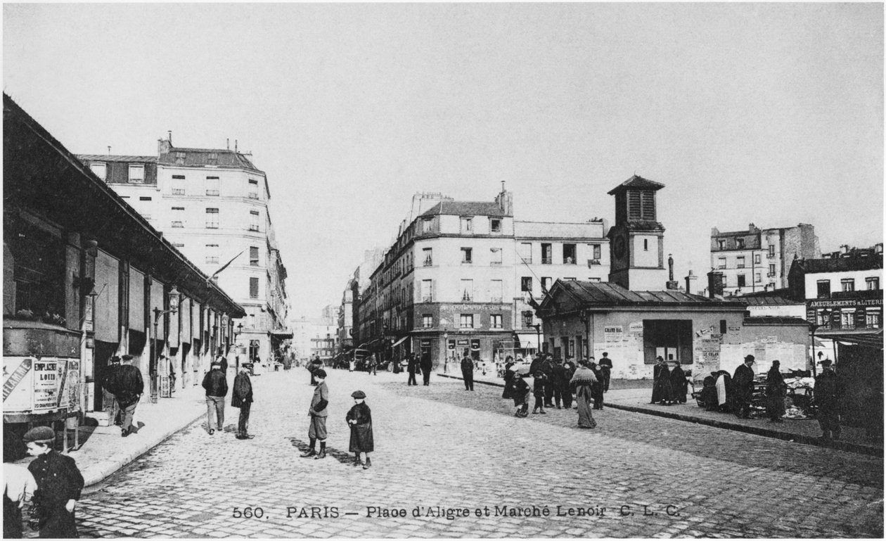 Pocztówka przedstawiająca Place dAligre i Marche Lenoir, Paryż, ok. 1900 autorstwa French Photographer
