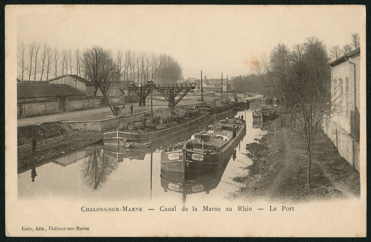 Pocztówka przedstawiająca kanał Marne-Ren w Chalons-sur-Saone, ok. 1900 (fotolitho) autorstwa French Photographer