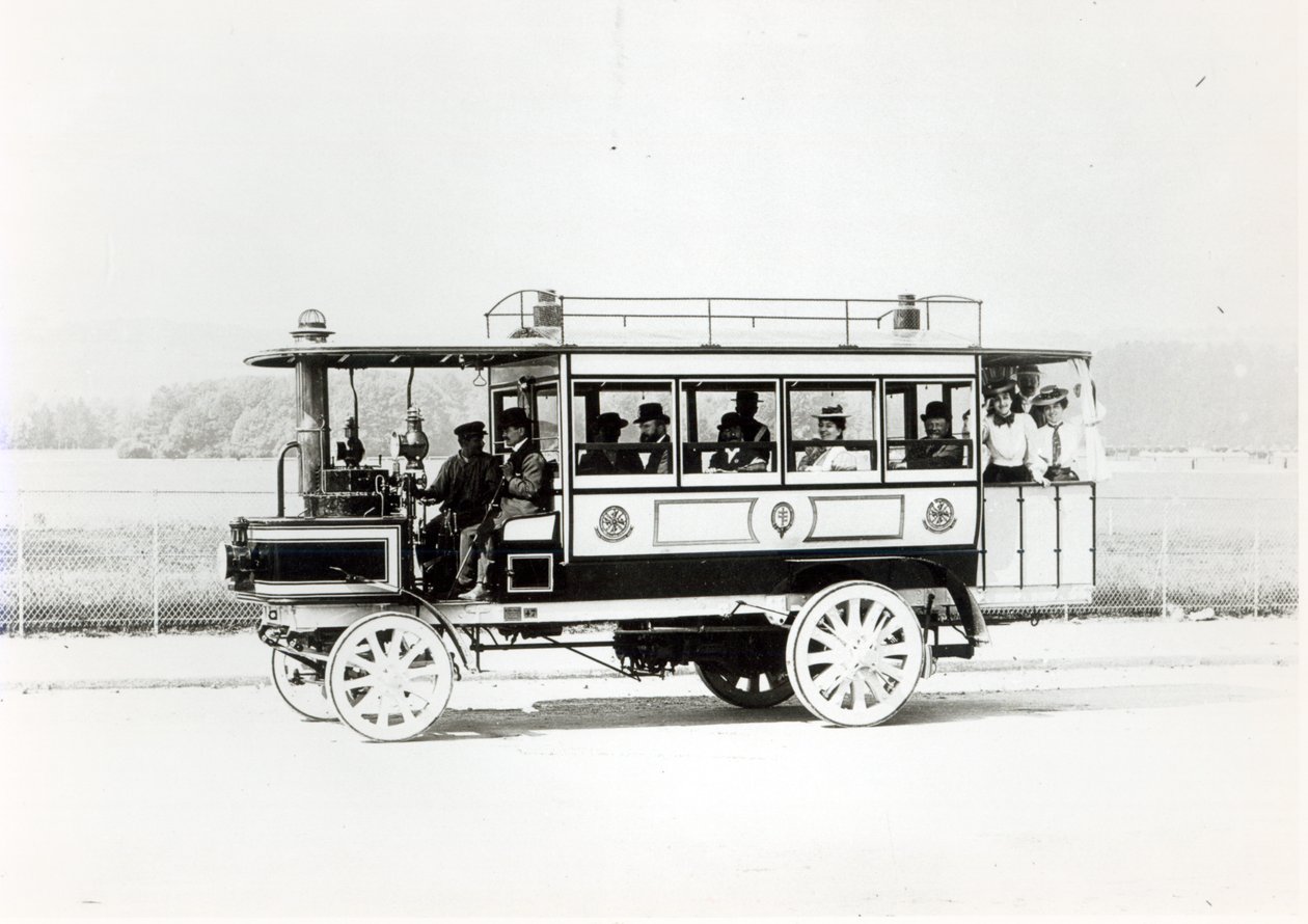 Omnibus parowy, 1903 autorstwa French Photographer