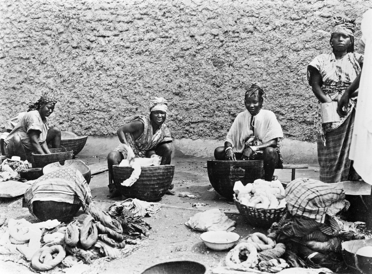 Pranie, Senegal, ok.1900 autorstwa French Photographer