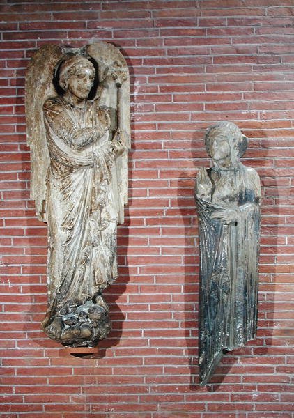 Figury Zwiastowania, z zewnątrz Saint-Sernin, Tuluza, ok. 1200 (patrz także 105642) autorstwa French School