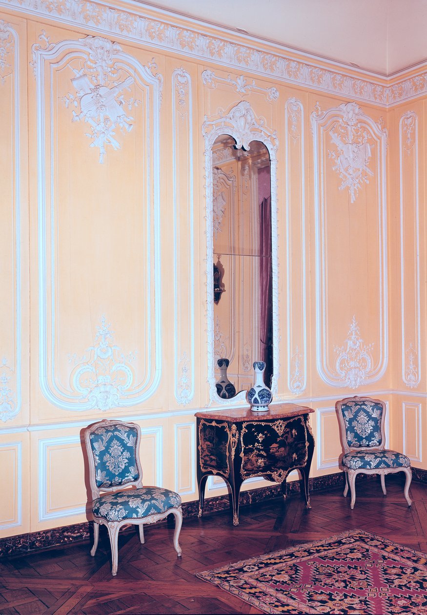 Salon Jaune, styl Ludwika XV autorstwa French School