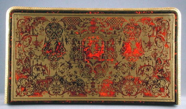 Wierzchołek komody Ludwika XIV Boulle, ok. 1700 (szylkret, mosiądz i ormolu) (patrz także 220159) autorstwa French School