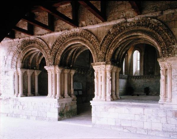Potrójna brama prowadząca do kapitularza, 1157-1211 autorstwa French School