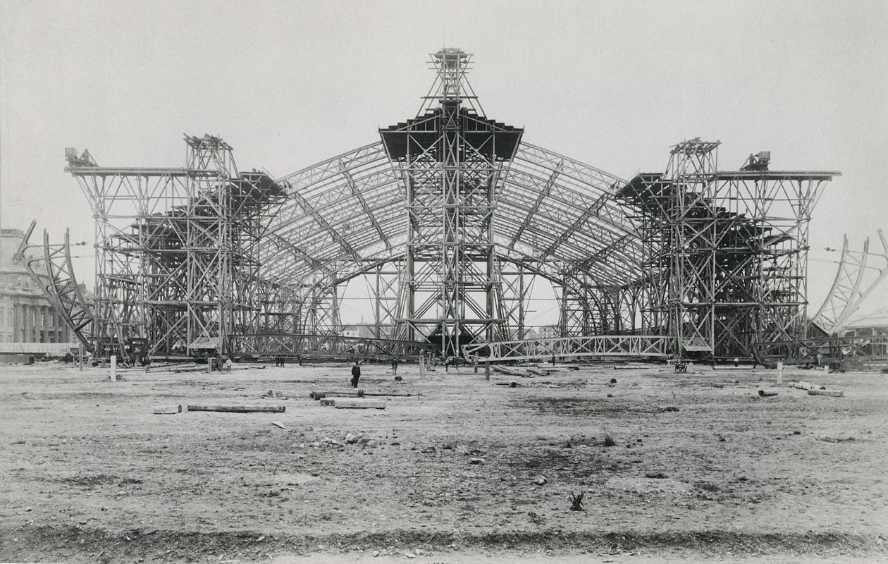 Budowa Galerie des Machines na Wystawę Powszechną z 1889 r. autorstwa French Photographer
