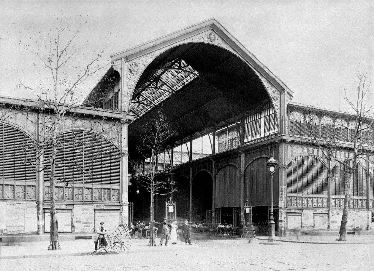Wejście do pawilonu głównego targu Les Halles, Paryż, ok. 1900 autorstwa French Photographer