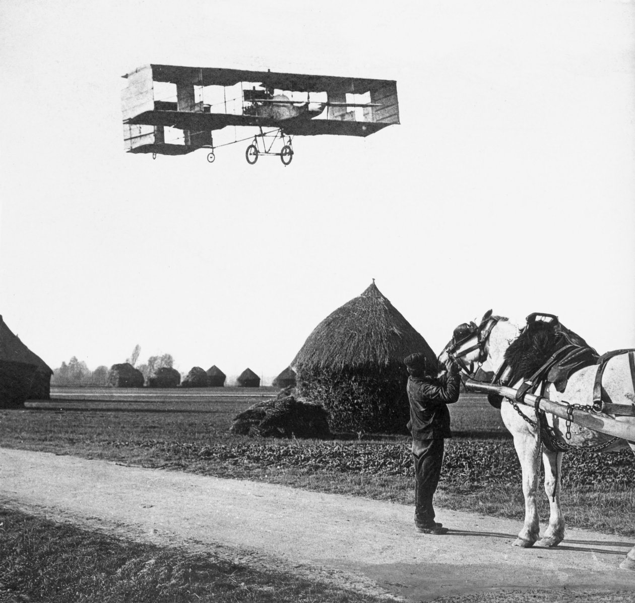 Lot Henri Farmana (1874-1958) z Chalons do Reims, 1908 autorstwa French Photographer