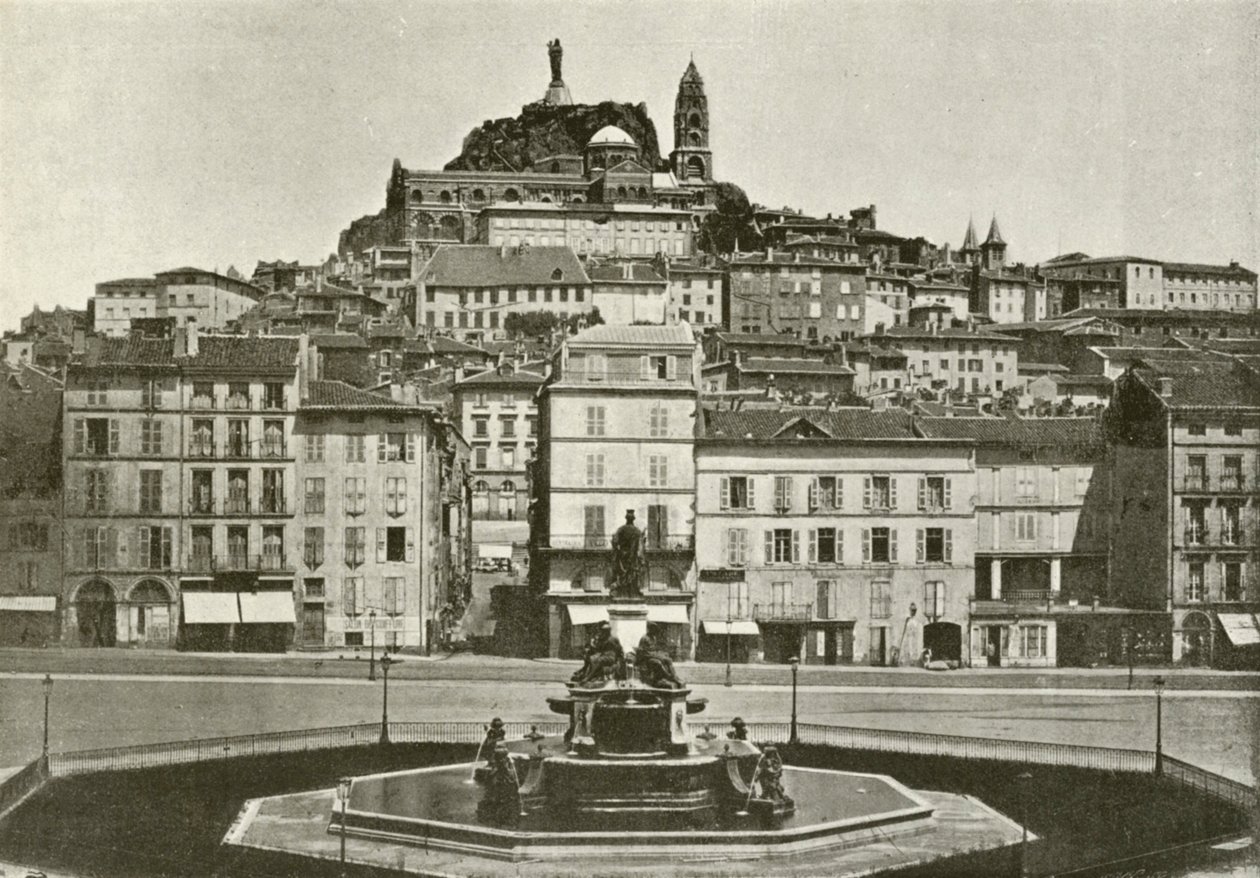 Le Puy, widok ogólny (zdjęcie czarno-białe) autorstwa French Photographer