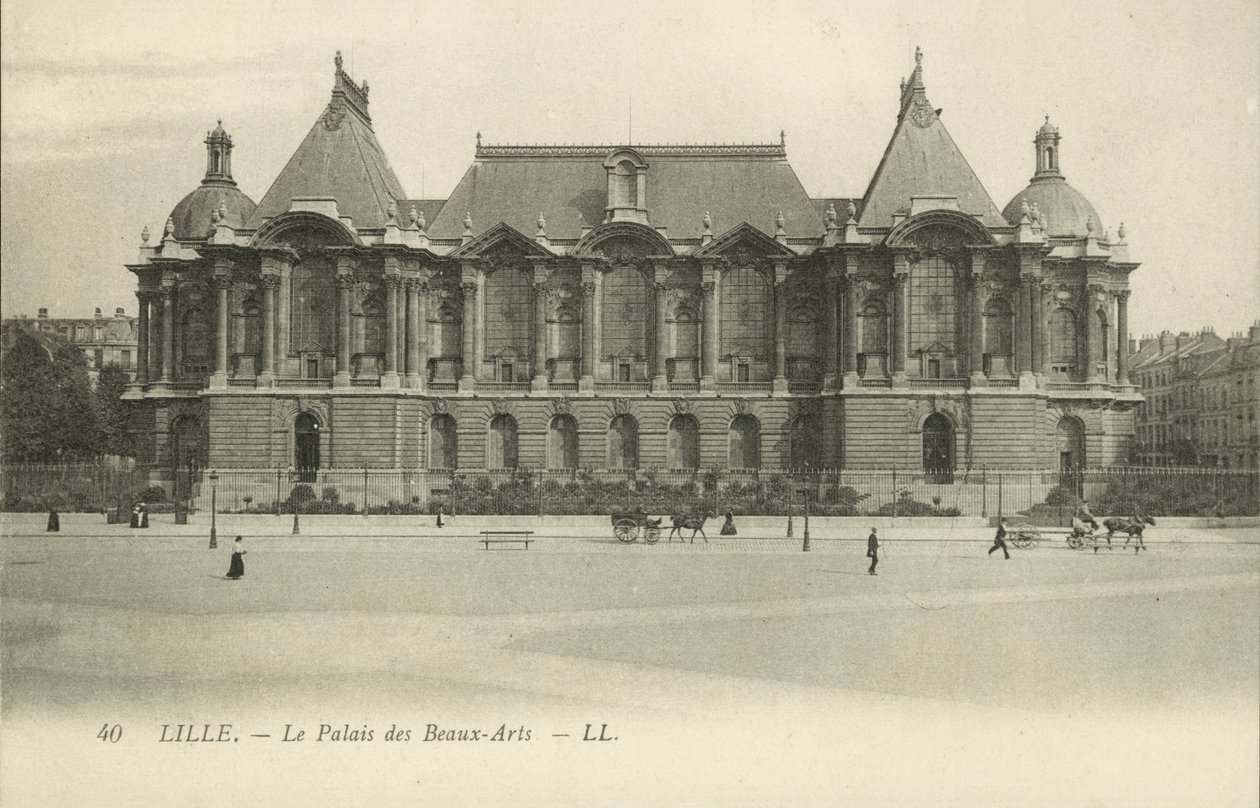 Lille, Le Palais des Beaux-Arts (zdjęcie czarno-białe) autorstwa French Photographer