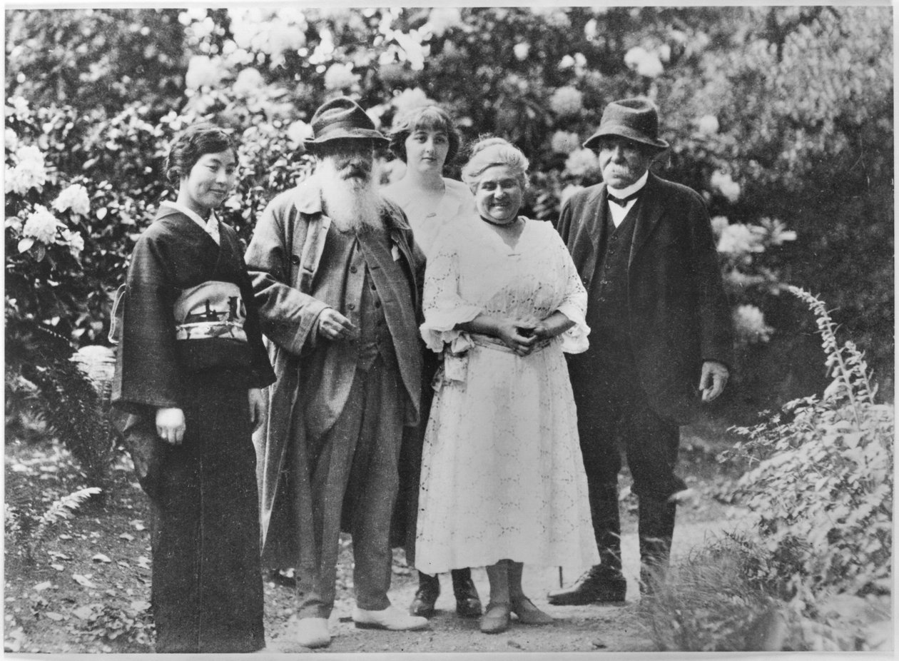 Madame Kuroki, Claude Monet (1840-1926), Alice Butler (1894-1949), Blanche Hoschede-Monet i Georges Clemenceau (1841-1929) w ogrodzie Giverny autorstwa French Photographer