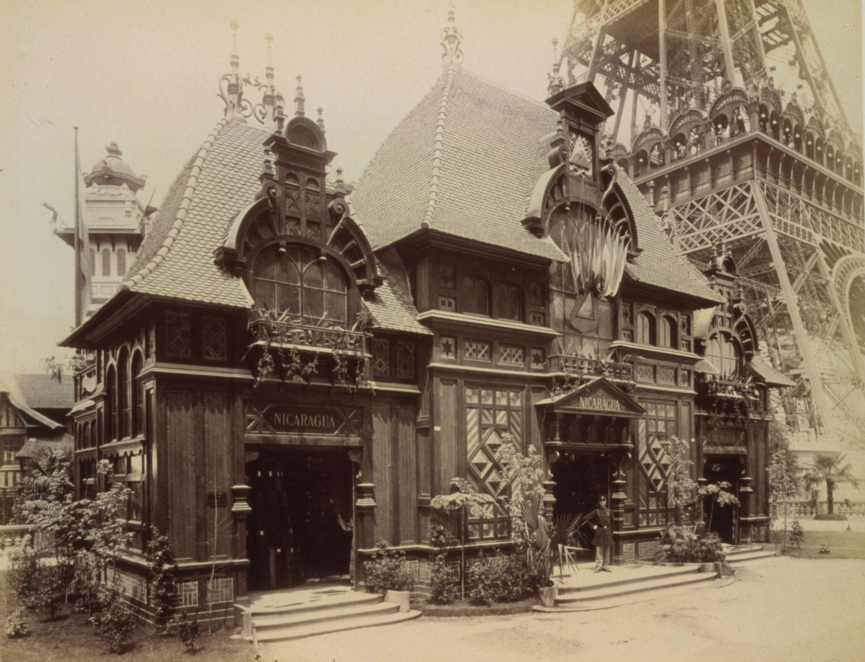 Pawilon Nikaragui na Wystawie Paryskiej w 1889 r. (zdjęcie) autorstwa French Photographer