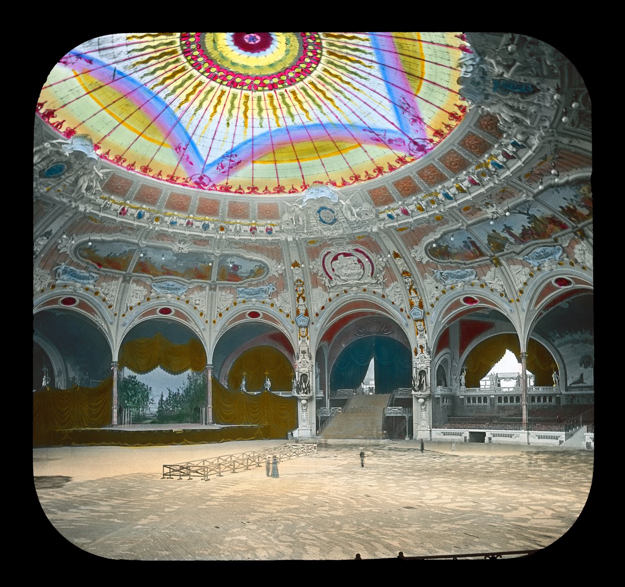 Ekspozycja Paryska: Salle des Fetes, 1900 (zjeżdżalnia z latarnią) autorstwa French Photographer