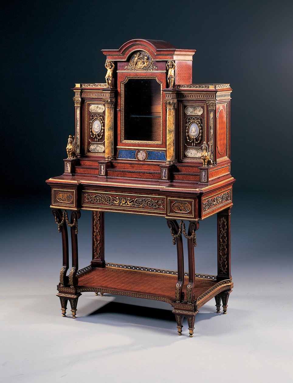 Biuro de dame, Maison Millet, ok. 1880 (ormolu i kamienie półszlachetne osadzone na orzechu i mahoniu) (362850) autorstwa French School