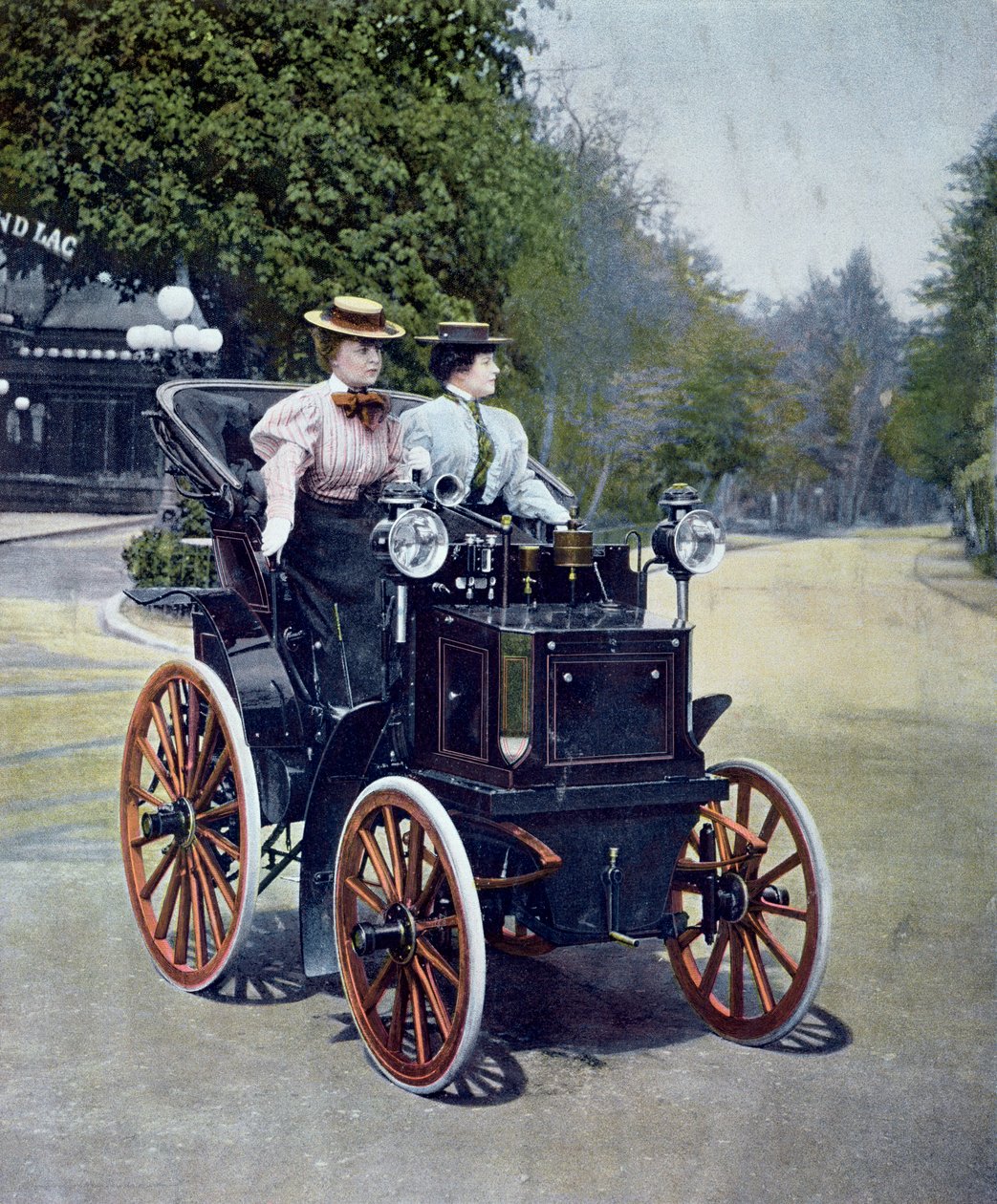 Benzynowy Panhard Levassor Phaeton z uchwytem rozrusznika, 1896 (kolorowe czarno-białe zdjęcie) autorstwa French School