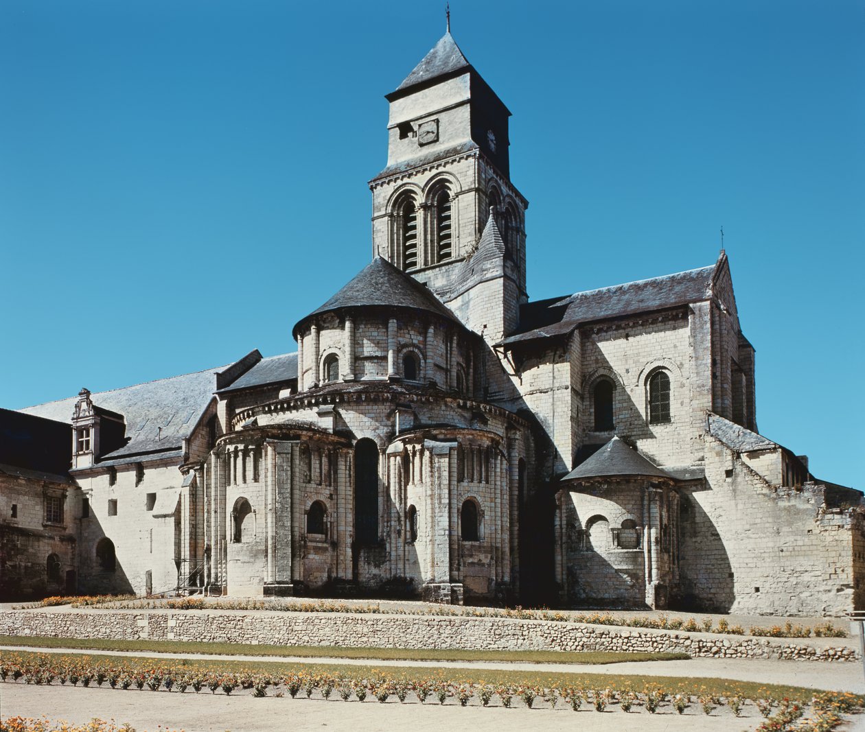 Zewnętrzna część kościoła opackiego autorstwa French School