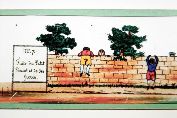 Wizerunek Magiczna Latarnia ilustrujący scenę z bajki „Tom Thumb” - Tom Thumb i jego bracia uciekający z domu ogra, połowa XIX wieku (kolorowy papier) autorstwa French School