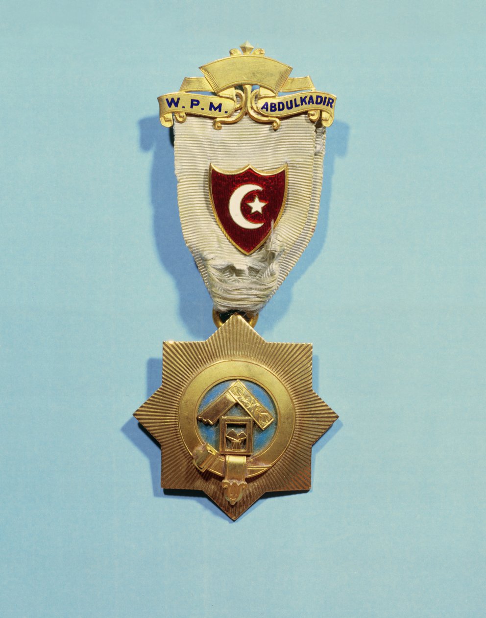 Insygnia masońskie Abd el-Kadera (emalia, metal i jedwab) autorstwa French School