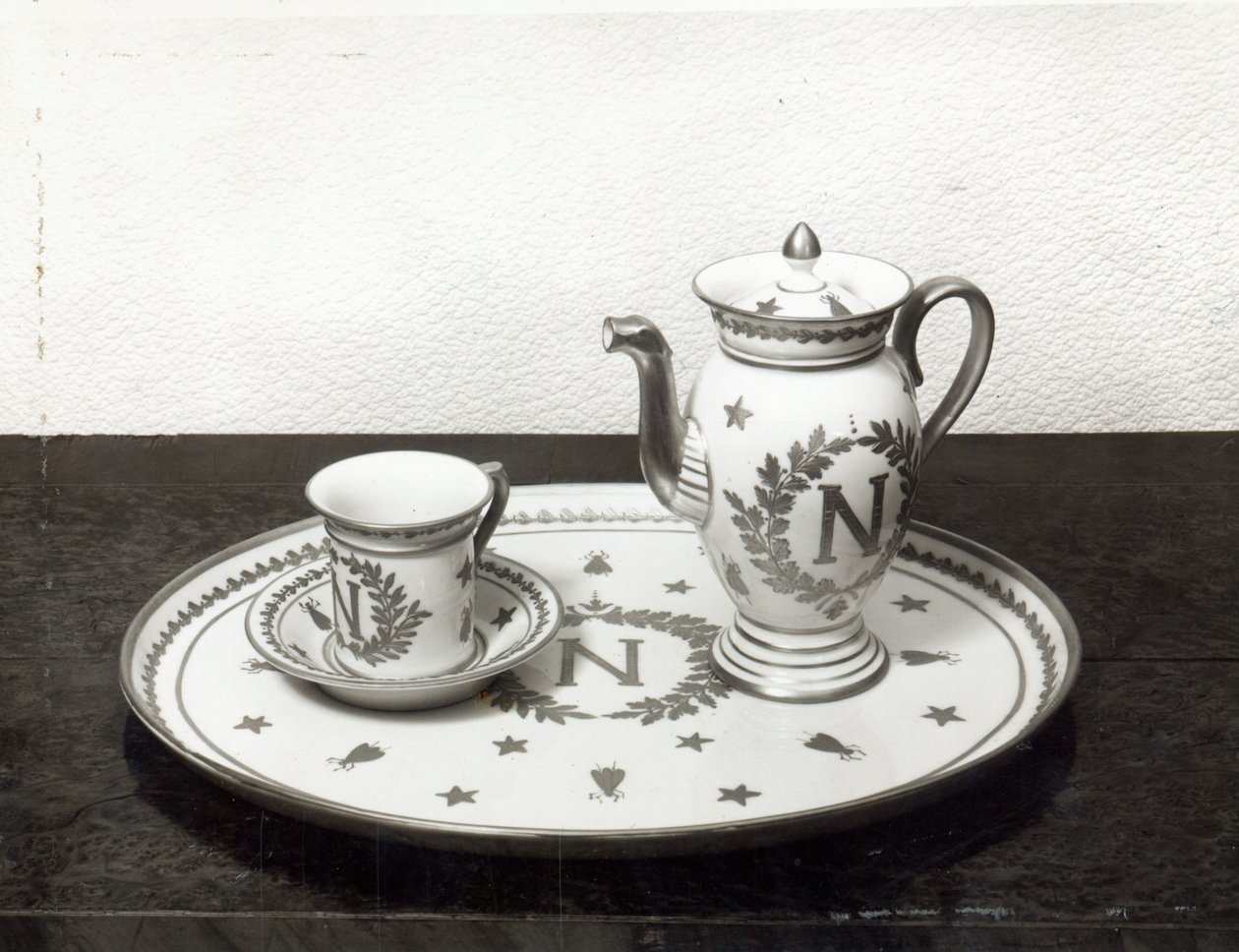 Zestaw kawowy Napoleons (porcelana) autorstwa French School