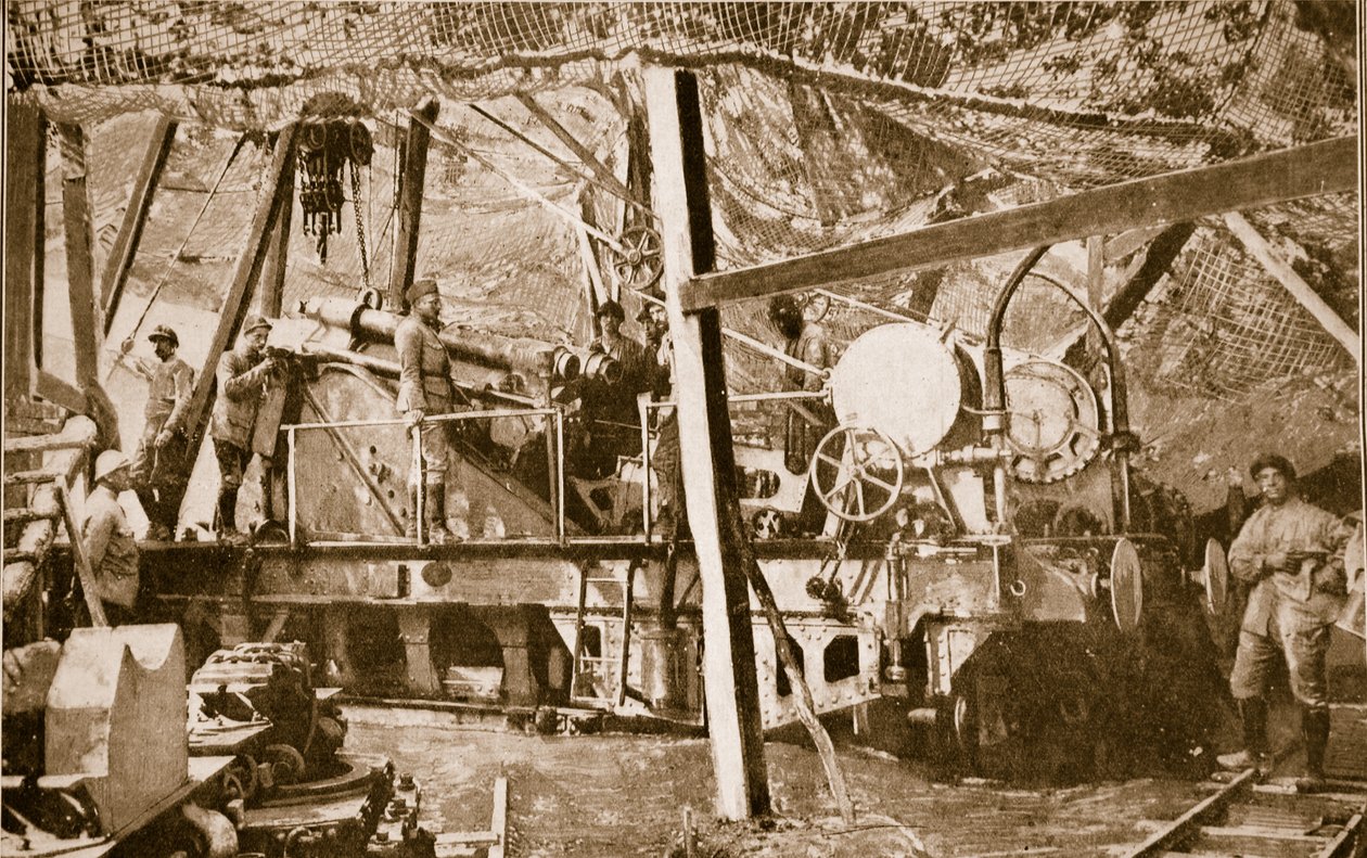 Jedna z ciężkich armat używanych przez aliantów na ogromnej, osłoniętej pozycji na Somme, 1914-19 autorstwa French School