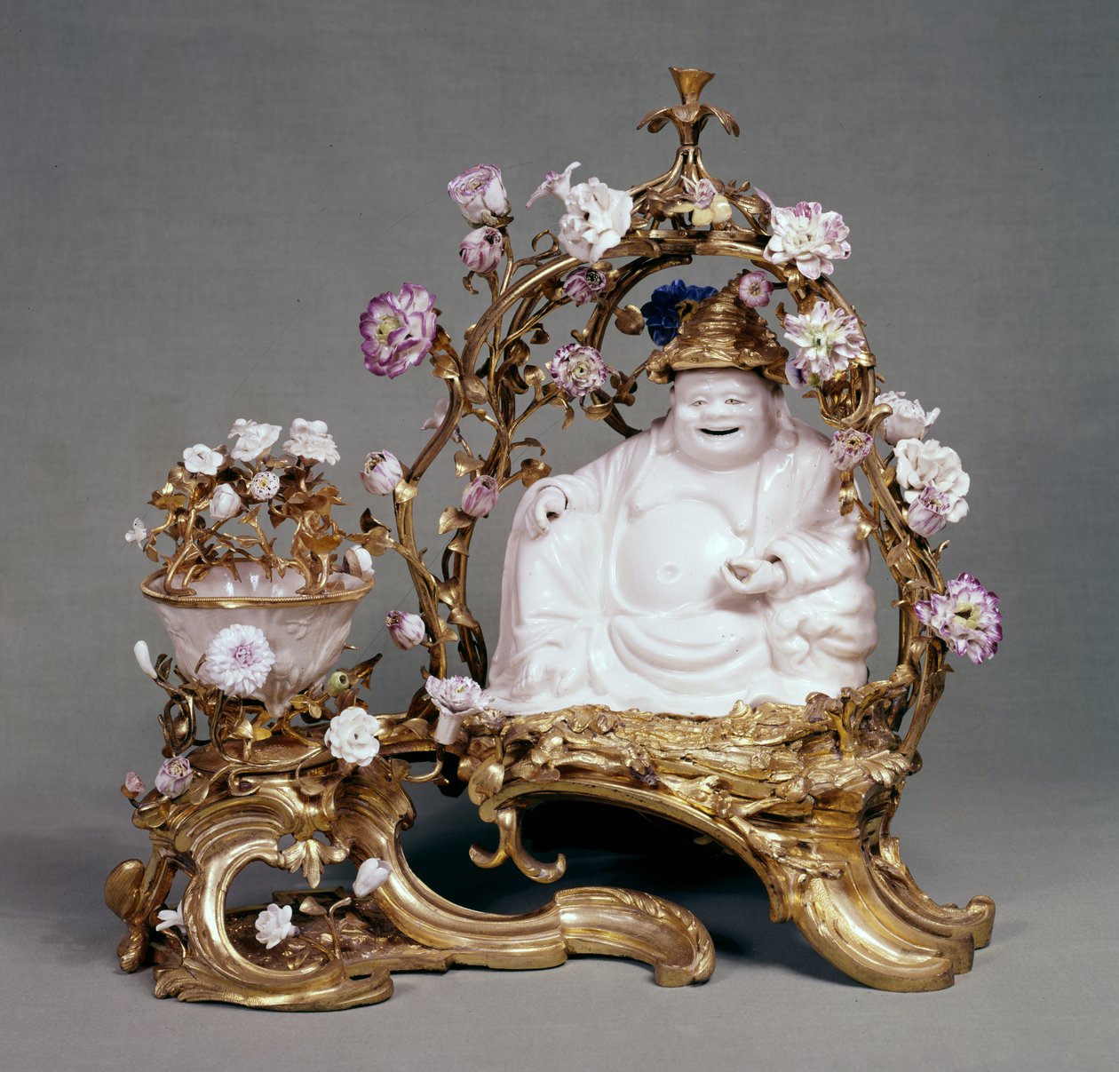 Perfumer (Cassolette) 1745-49 (chińska porcelana, soft-paste porcelana i ormolu) autorstwa French School