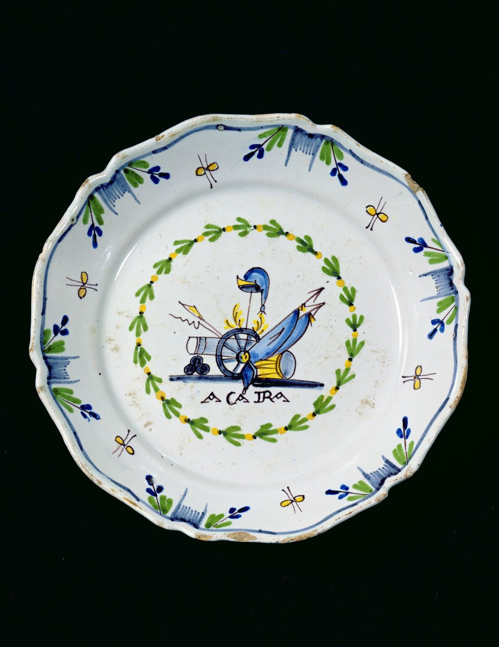 Talerz zdobiony napisem A ça ira (ceramiczny) autorstwa French School