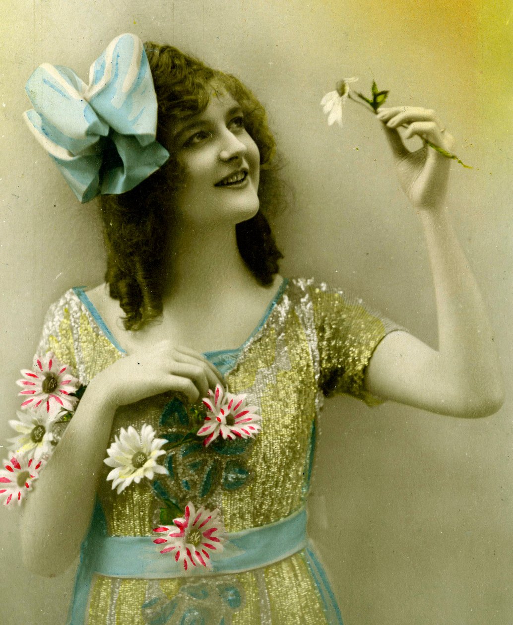 Portret kobiety, ok. 1898 (zdjęcie ręcznie kolorowane) autorstwa French School
