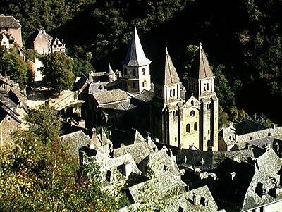 Widok kościoła św. Foy, zbudowanego ok. 1140 autorstwa French School