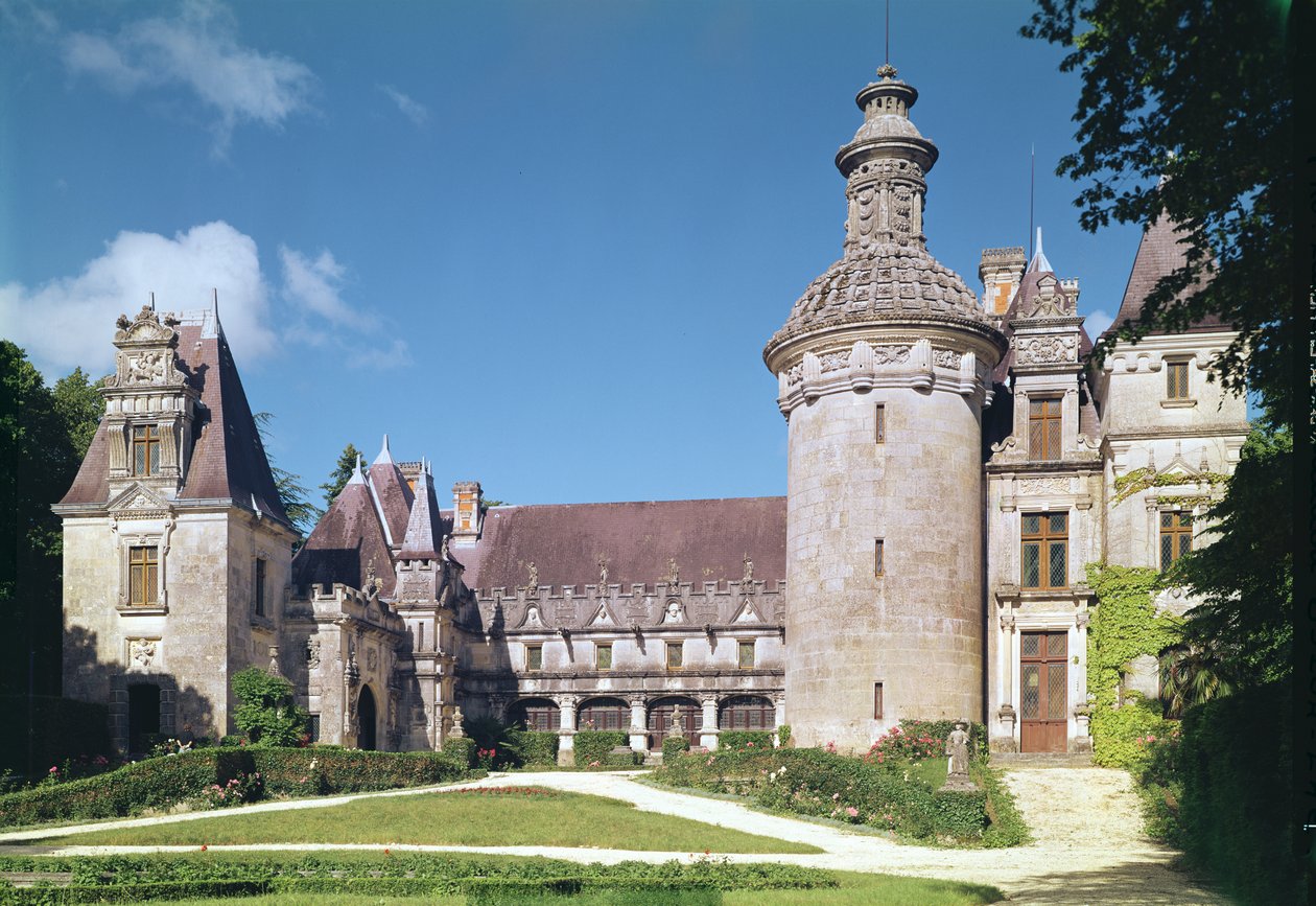 Widok na dziedziniec i wieżę, 1536-48 autorstwa French School