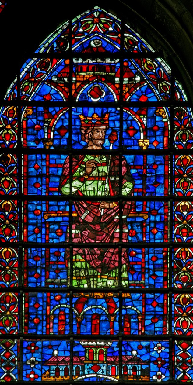 Okno w127 (górna figura) przedstawiające króla autorstwa French School