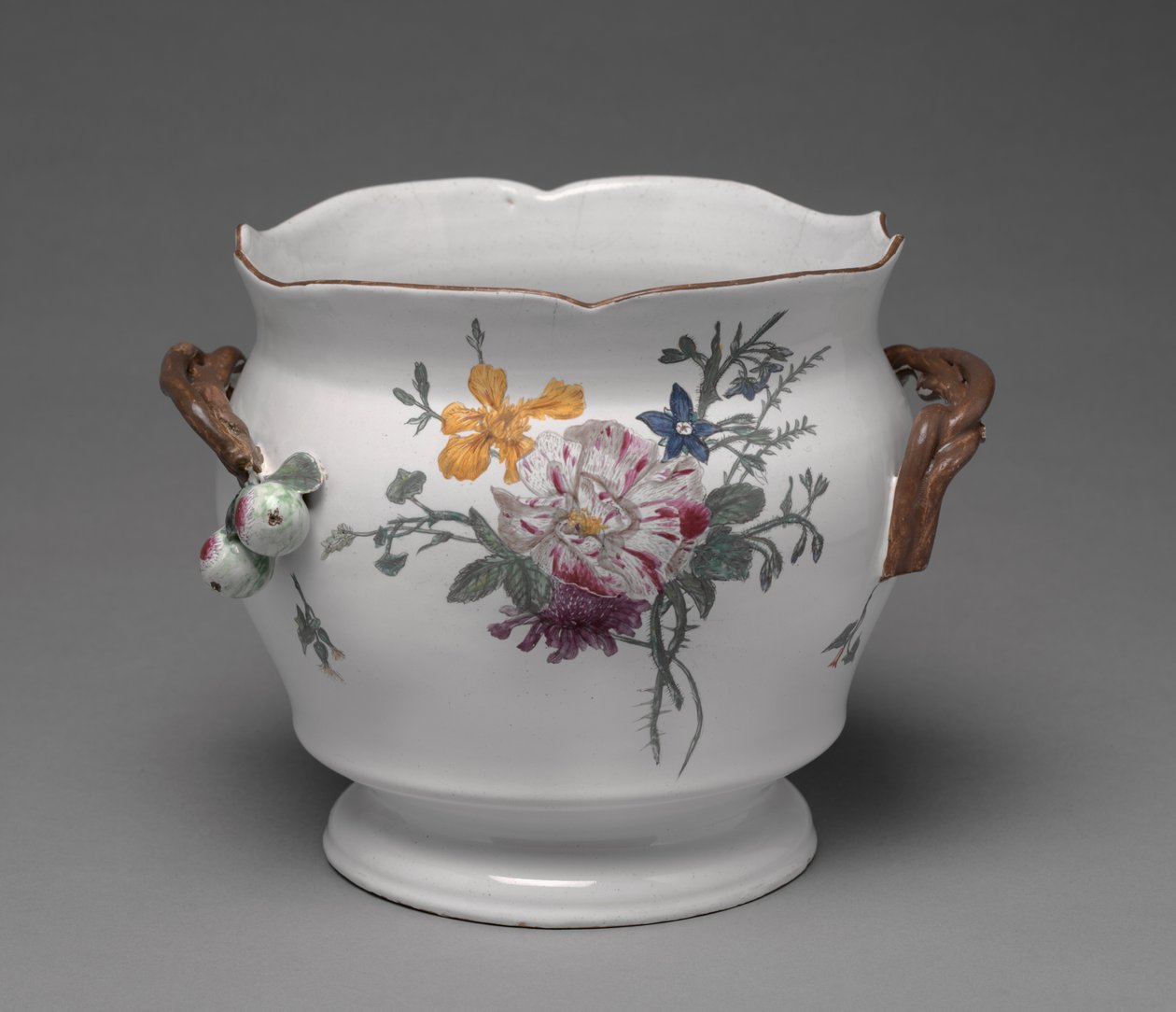 Chłodziarka do wina, wyprodukowana przez fabrykę Josepha-Gasparda Roberta, ok. 1760 autorstwa French School
