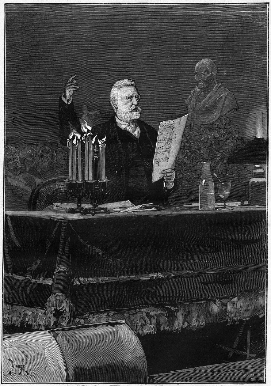 Pisarz Victor Hugo (1802-1885) przemawiający z okazji setnej rocznicy śmierci Woltera, słynnego w Theatre de la Gaite w Paryżu 30 maja 1878 r. Grawer w „”Le Monde Illustré” nr 1106 z 8 czerwca 1878. autorstwa French School