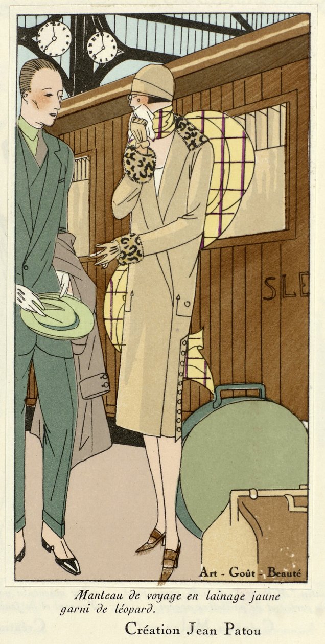 Żółty wełniany płaszcz podróżny z lamparcimi wykończeniami, od Art-Gout-Beaute, pub.1920 (nadruk pochoir) autorstwa French School