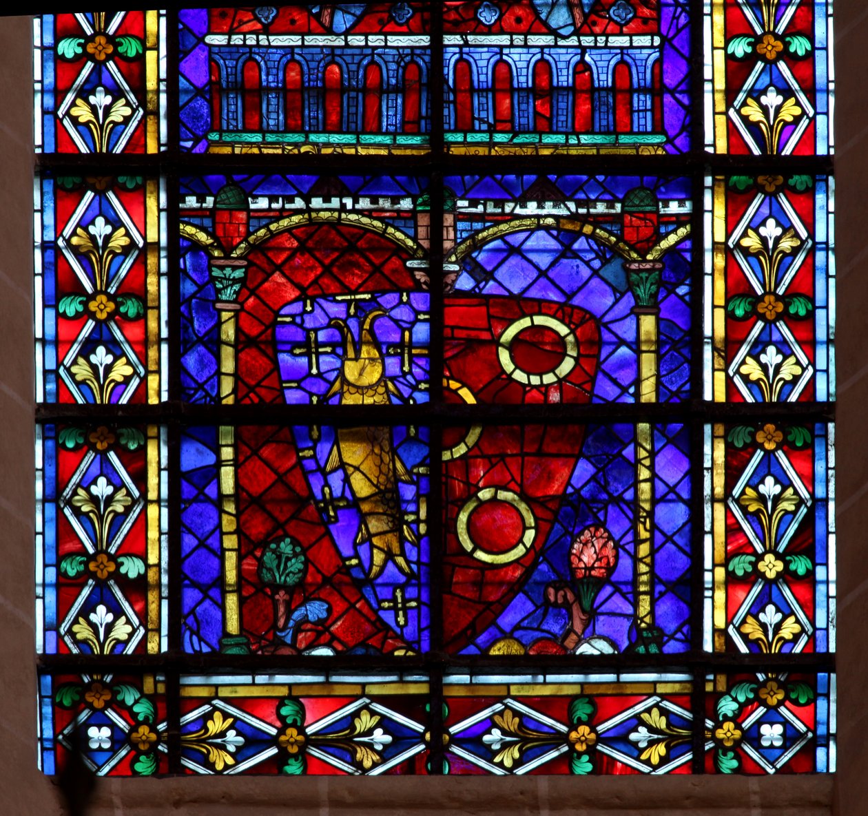ramiona - biskup Chartres (w113) autorstwa French School