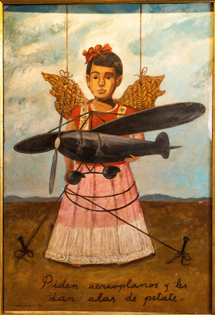 Proszą o samoloty i otrzymują skrzydła ze słomy autorstwa Frida Kahlo