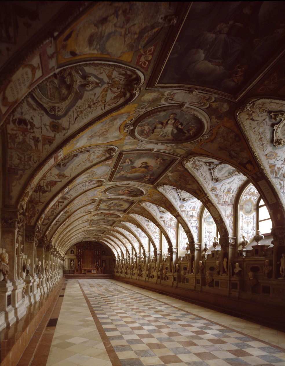 Widok na antykwarium Pałacu Królewskiego zaprojektowane przez architekta i malarza Friedricha Sustrisa (1540-1599). 1569-1586 Monachium Niemcy autorstwa Friedrich Sustris